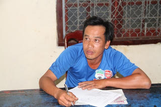 Bị tính thiếu 30 ngàn, khách liều lĩnh đốt chủ quán