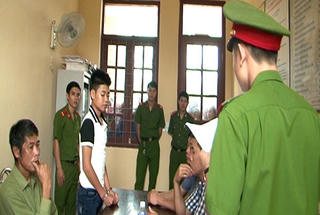 Học sinh lớp 9 bị bạn dùng dao đâm chết