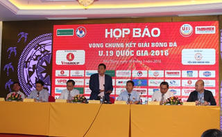 Mở cửa tự do cho dân xem giải U19 quốc gia 2016
