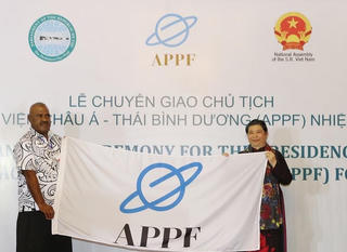Quốc hội Việt Nam tiếp nhận chức Chủ tịch APPF