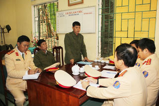 Bình yên hạ lưu sông Đà