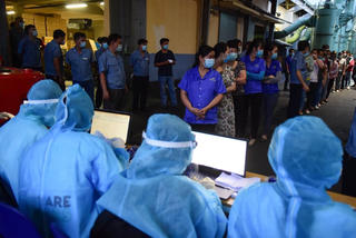 Long An: Hơn 300 công nhân nghỉ việc vì ca nghi nhiễm Covid-19