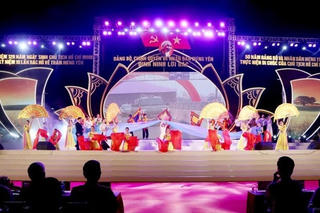 Chương trình giao lưu nghệ thuật 'Hưng Yên đinh ninh lời Bác'