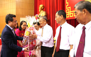 Mặt trận Kiên Giang gặp mặt nhân sĩ trí thức, chức sắc tôn giáo