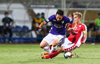 Cầu thủ thi đấu tại V-League 2021 sẽ được bảo hiểm tới 300 triệu đồng