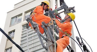 Thời điểm điều chỉnh giá điện có phù hợp?