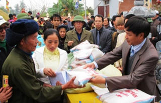 Trợ giúp xã hội dịp Tết Nguyên đán