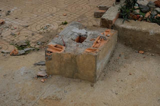 Những cánh cổng trường chờ sập: Cần sự rà soát tổng thể