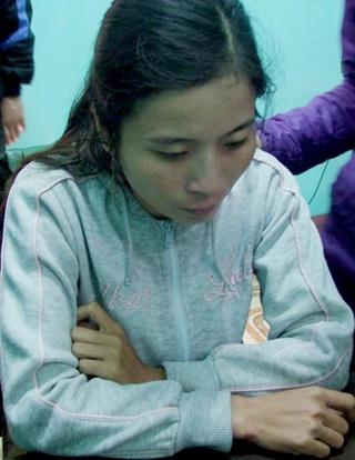 Bắt giữ đối tượng tàng trữ 596 viên ma túy dạng hồng phiến