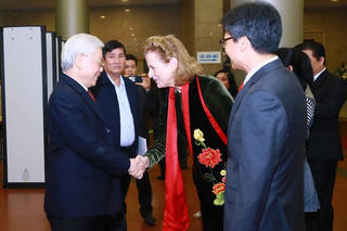 Chung sức trợ giúp người có hoàn cảnh khó khăn