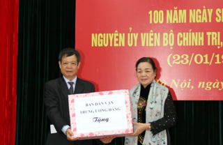 Kỷ niệm 100 năm ngày sinh đồng chí Trần Quốc Hoàn