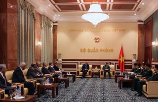 Đại tướng Ngô Xuân Lịch tiếp Đoàn doanh nghiệp quốc phòng Israel