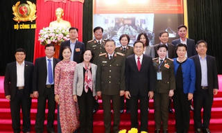 Xây dựng vững chắc thế trận an ninh nhân dân