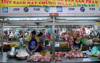 Tiền Giang: Thí điểm chuỗi quầy bán thịt lợn an toàn