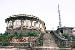 Lên đỉnh Mẫu Sơn