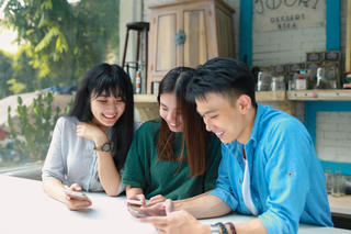 Hướng tới mục tiêu phổ cập internet di động, Viettel tặng khách hàng 30 triệu GB data