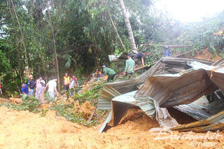 Quảng  Nam: Đã tìm thấy 3 thi thể trong vụ sạt lở núi ở Bắc Trà My