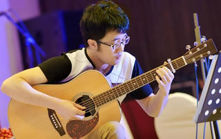 Liên hoan guitar quốc tế dòng fingerstyle tại Việt Nam năm 2015