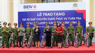BIDV tài trợ 2.354 xe đạp chuyên dụng cho Cảnh sát 19 tỉnh thành