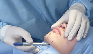 Phẫu thuật thẩm mỹ - Con dao hai lưỡi