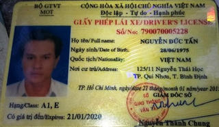 CSGT lại phát hiện tài xế sử dụng Giấy phép lái xe dởm