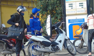 Bộ Công thương bác tin dừng bán hoàn toàn xăng RON 92