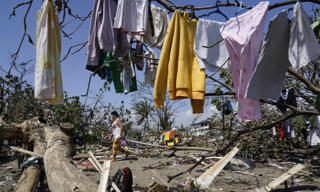 Philippines tính toán chi phí cho cuộc khủng hoảng khí hậu khi ngày càng nhiều cơn bão tàn phá