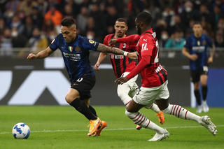 Inter vùi dập AC Milan với tỷ số 3-0 ở Coppa Italia