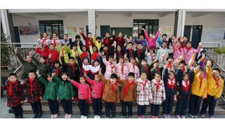 Trường tiểu học có 28 cặp sinh đôi, sinh ba