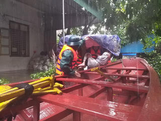 Hà Tĩnh: Ngập lụt vùng hạ du hồ Kẻ Gỗ vẫn đang phức tạp