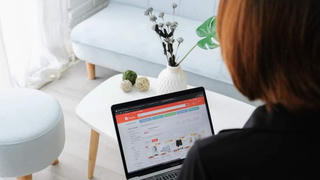 Thu thuế từ Google, Facebook, Youtube: Vẫn nắm ngọn, chưa nắm gốc