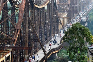 Nối những bờ vui