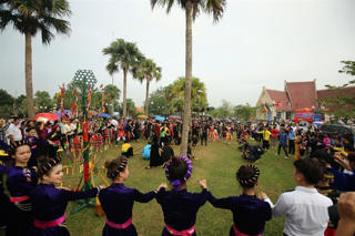 Phát huy bản sắc văn hóa cộng đồng 54 dân tộc Việt Nam