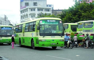 Trợ giá trực tiếp khuyến khích dân đi xe buýt