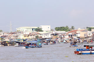 Cần Thơ cấm hoạt động cảng bến, khẩn trương lo ứng phó bão Tembin