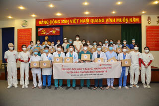 Tiếp sức mạnh cho đội ngũ y bác sĩ tuyến đầu chống dịch