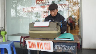 Nghề đánh máy vi tính