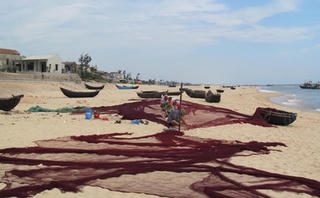 Quảng Bình: Chủ tịch xã “ăn chặn” tiền chính sách của 3 hộ nghèo