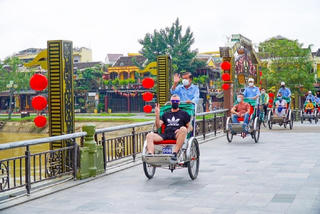 Du lịch Việt Nam: ‘Xoay trục’ để thích ứng