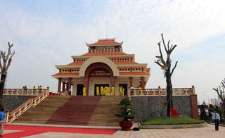 Khánh thành và đón nhận bằng xếp hạng di tích quốc gia Khu lưu niệm Luật sư Nguyễn Hữu Thọ