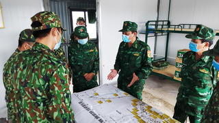 Phòng dịch và chống buôn lậu ở biên giới Tây Nam