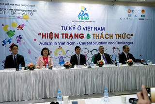 Người tự kỷ có phải người khuyết tật?