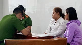 Đà Nẵng: Bắt giam đối tượng làm giả sổ đỏ