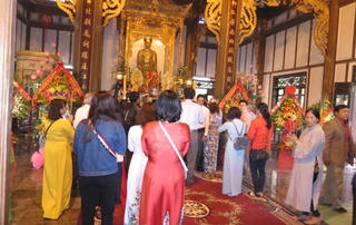 Huế: Tưởng nhớ công đức Phật hoàng Trần Nhân Tông và công chúa Huyền Trân