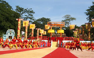 Lễ hội Lam Kinh năm 2015