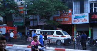 Hà Nội: Cháy lớn ở cửa hàng đồ sơ sinh, nghi có người tử vong