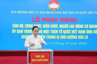 [ẢNH] Mặt trận Trung ương phát động quyên góp ủng hộ đồng bào miền Trung bị bão lũ