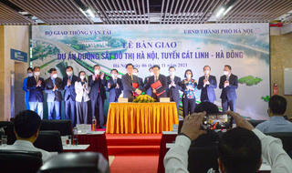 Ai được miễn phí đi đường sắt đô thị Cát Linh – Hà Đông?