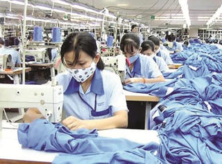 Thời gian nghỉ giữa ca làm việc có được hưởng lương không?