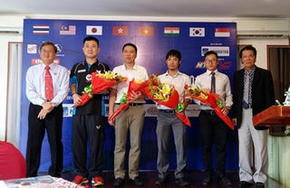 Khởi động Giải bóng bàn quốc tế Cây vợt vàng mở rộng 2015